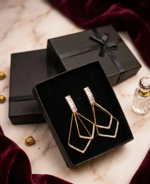 Daimond Frame Earring