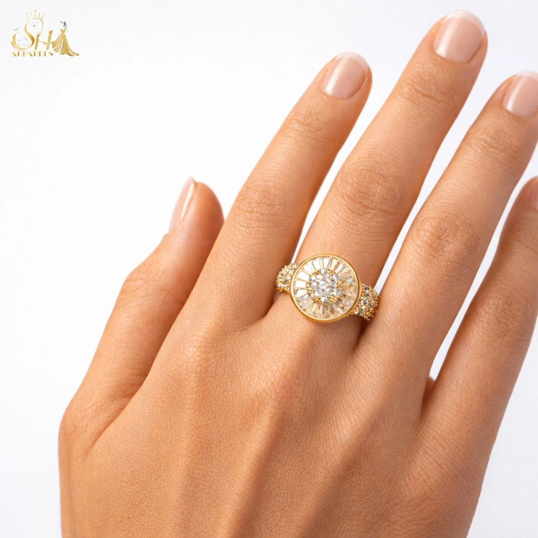 Luna Gleam Ring