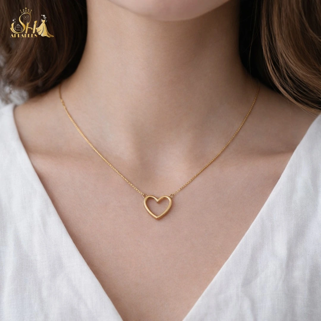 Hollow Heart Nacklace