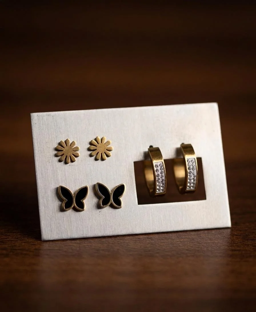 STAIN LESS STUDS