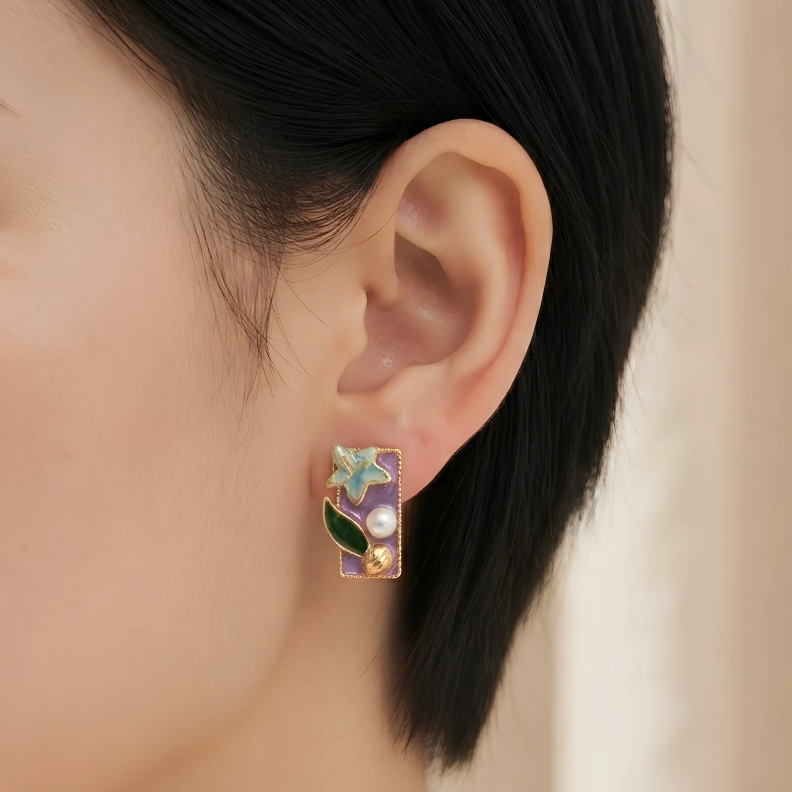 Blossom leaves kundan studs