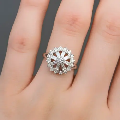 Chandni Glow Ring