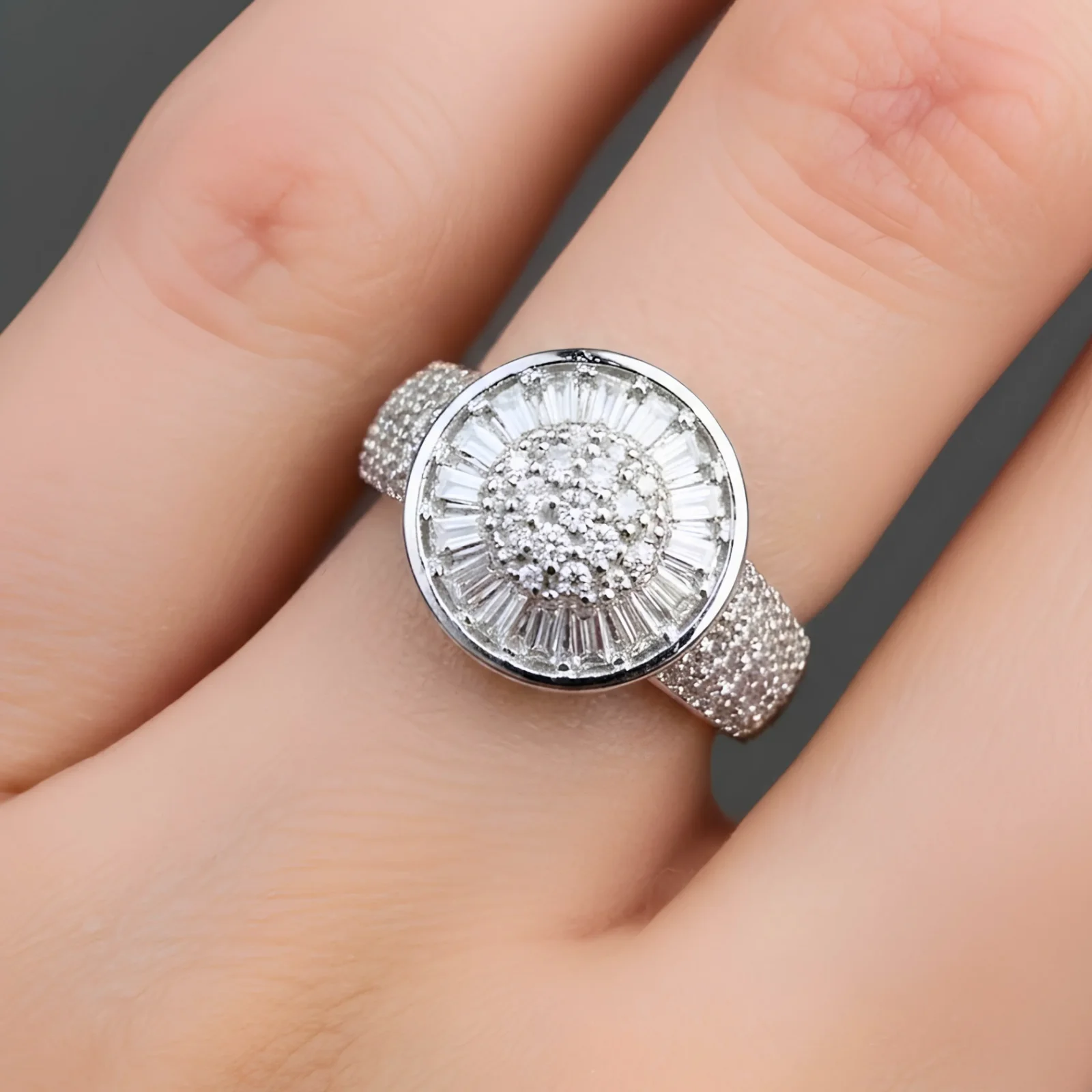 Luna Gleam Ring