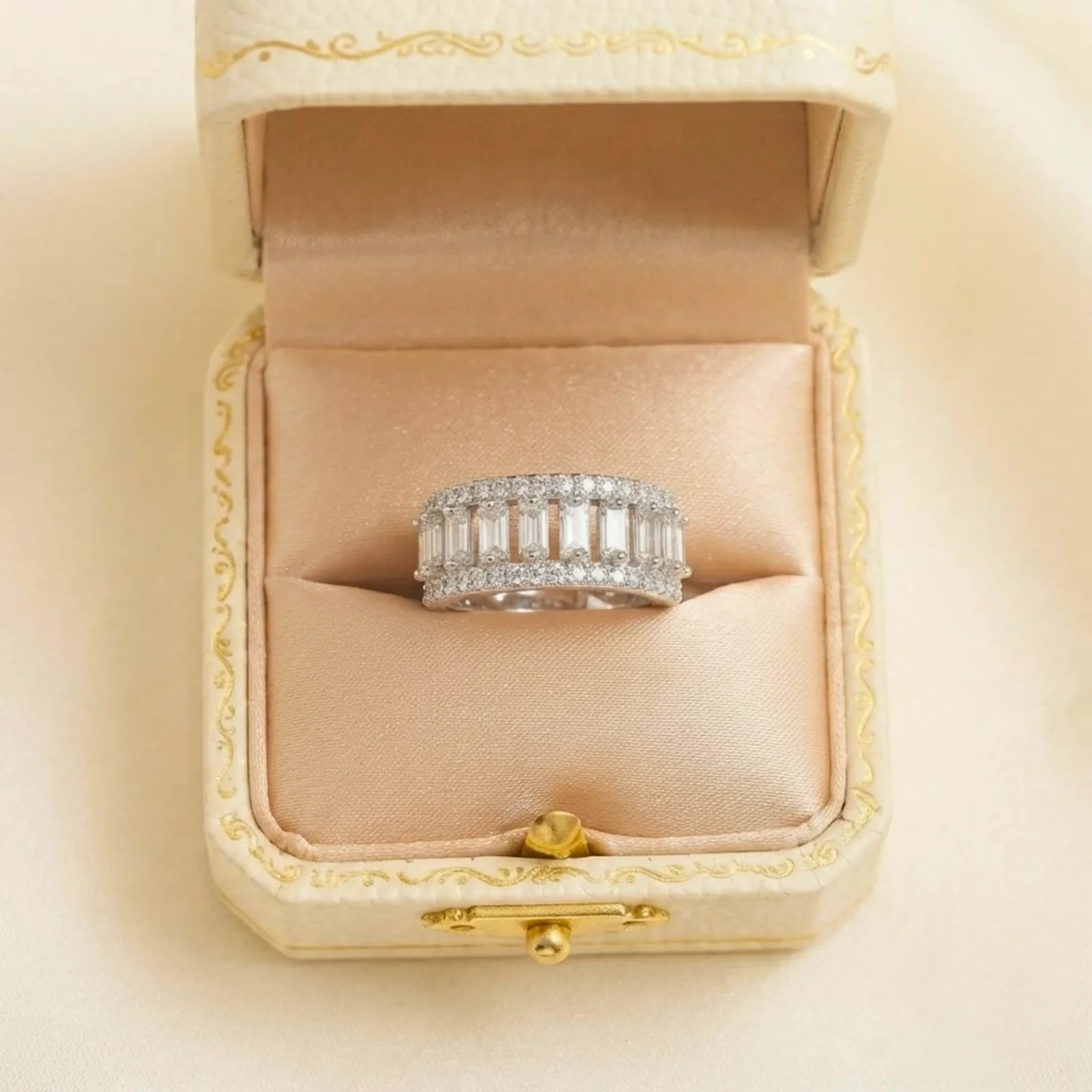 Silver queen Ring