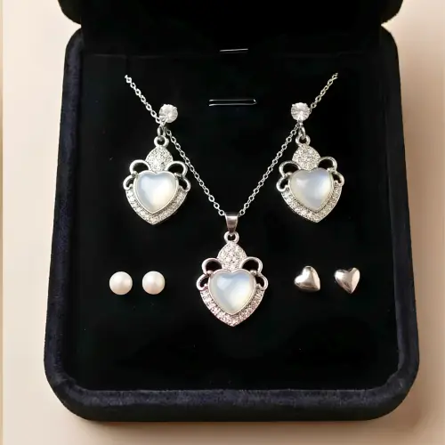 KOREN LOCKET SET