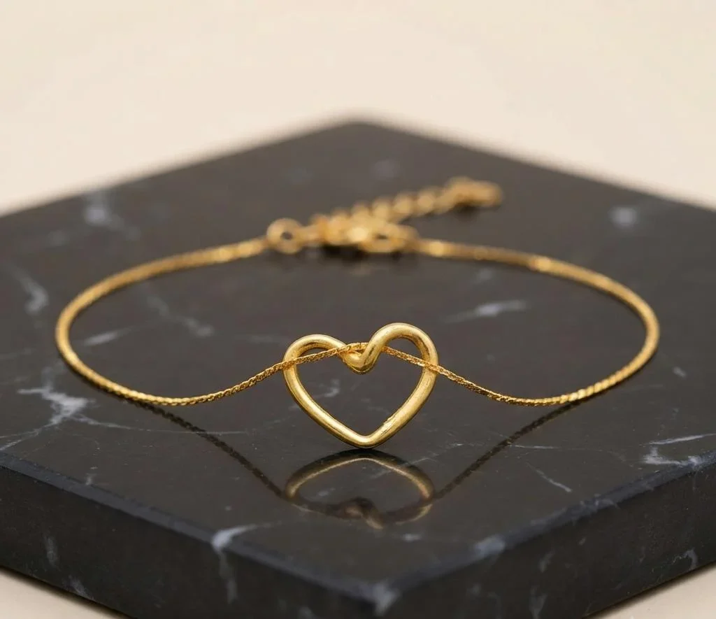 Hollow Heart Bracelet 