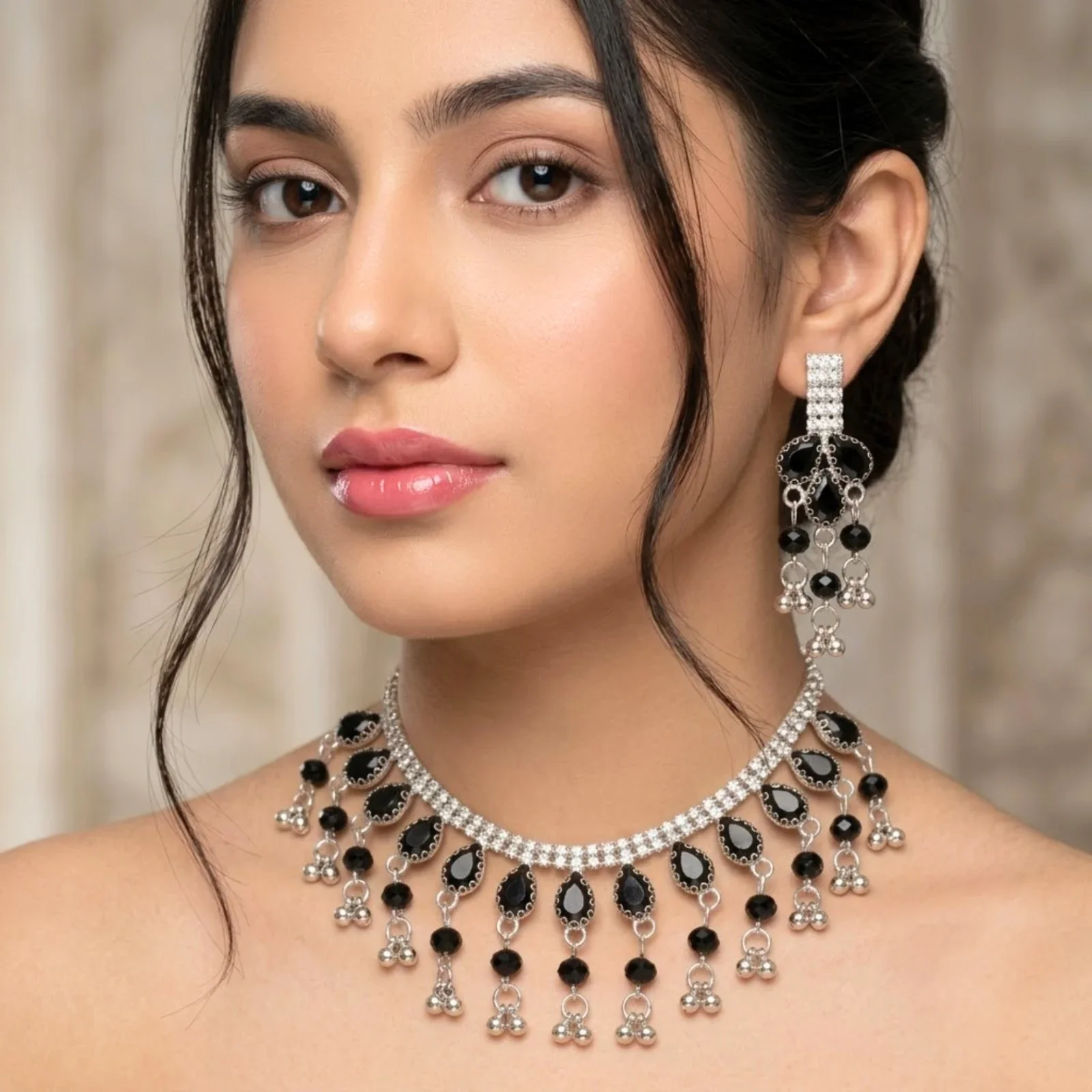 SILVER BLACK PEARL